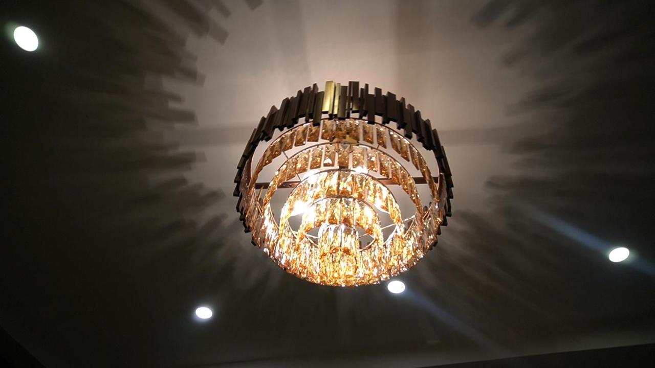 Hilton Suites Lahore Buitenkant foto