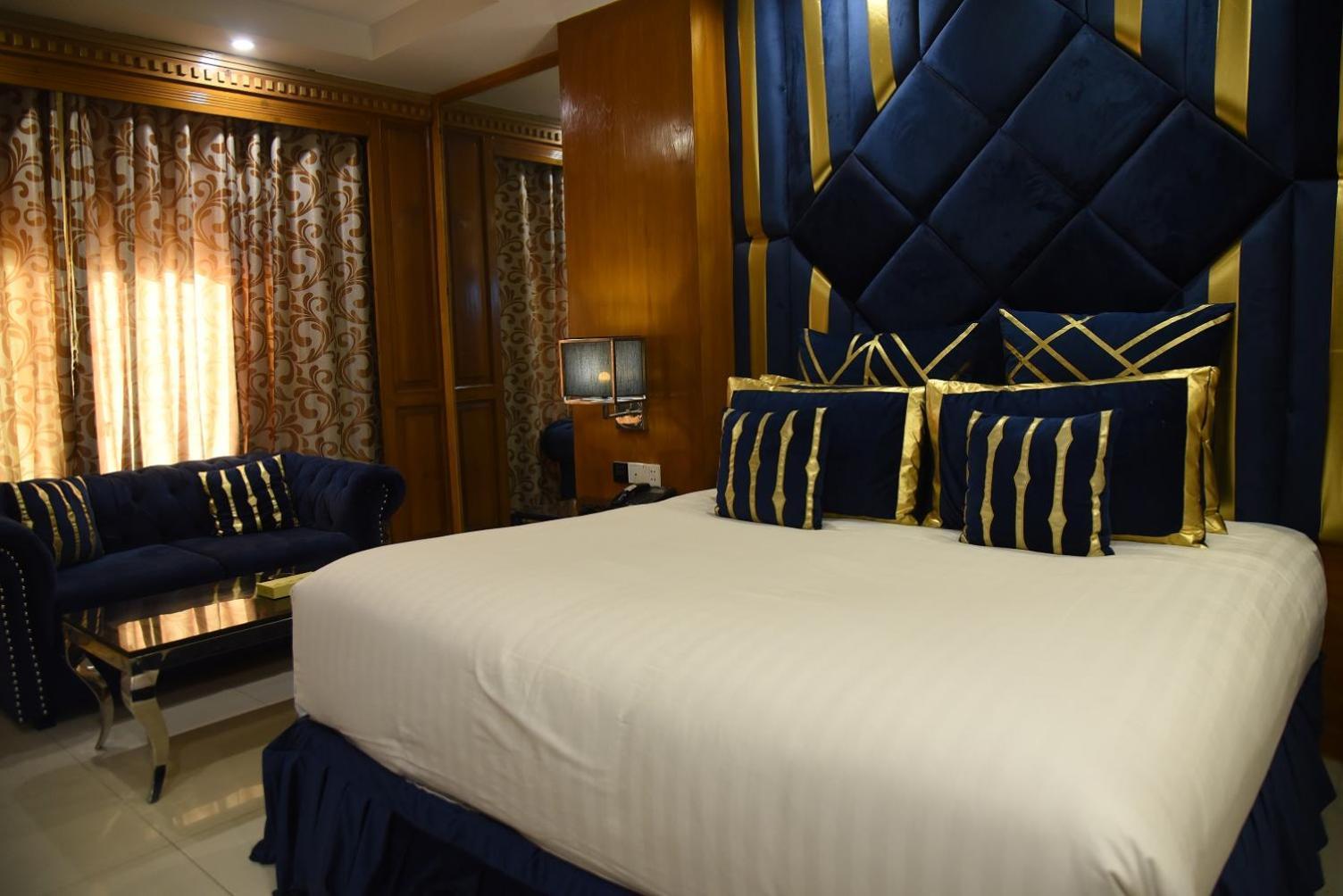 Hilton Suites Lahore Buitenkant foto